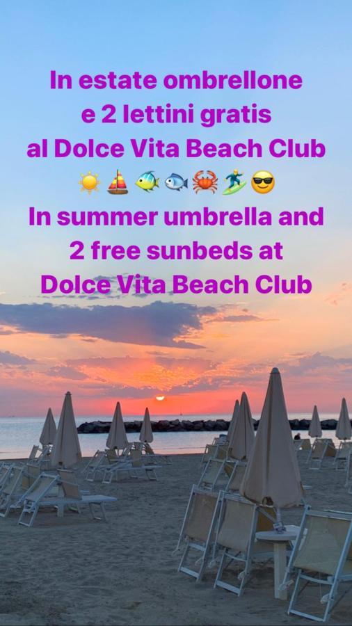 Aloe Beach Apartments, Ombrellone, Parcheggio E Uso Di Biciclette Gratis Rimini Extérieur photo