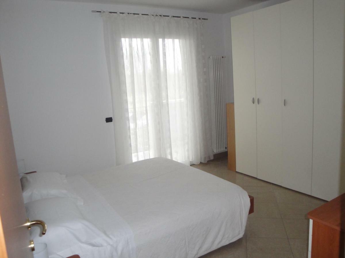 Aloe Beach Apartments, Ombrellone, Parcheggio E Uso Di Biciclette Gratis Rimini Extérieur photo