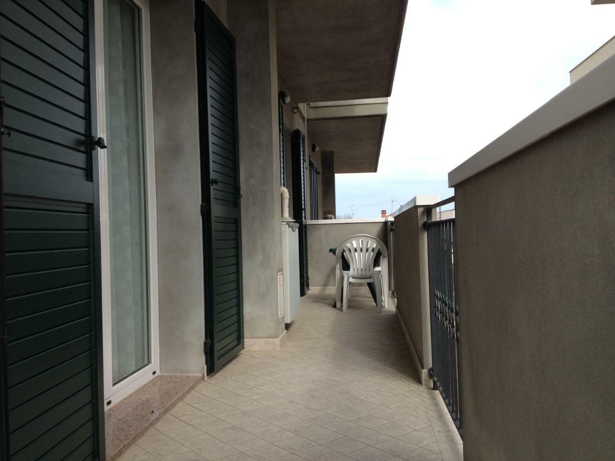 Aloe Beach Apartments, Ombrellone, Parcheggio E Uso Di Biciclette Gratis Rimini Extérieur photo